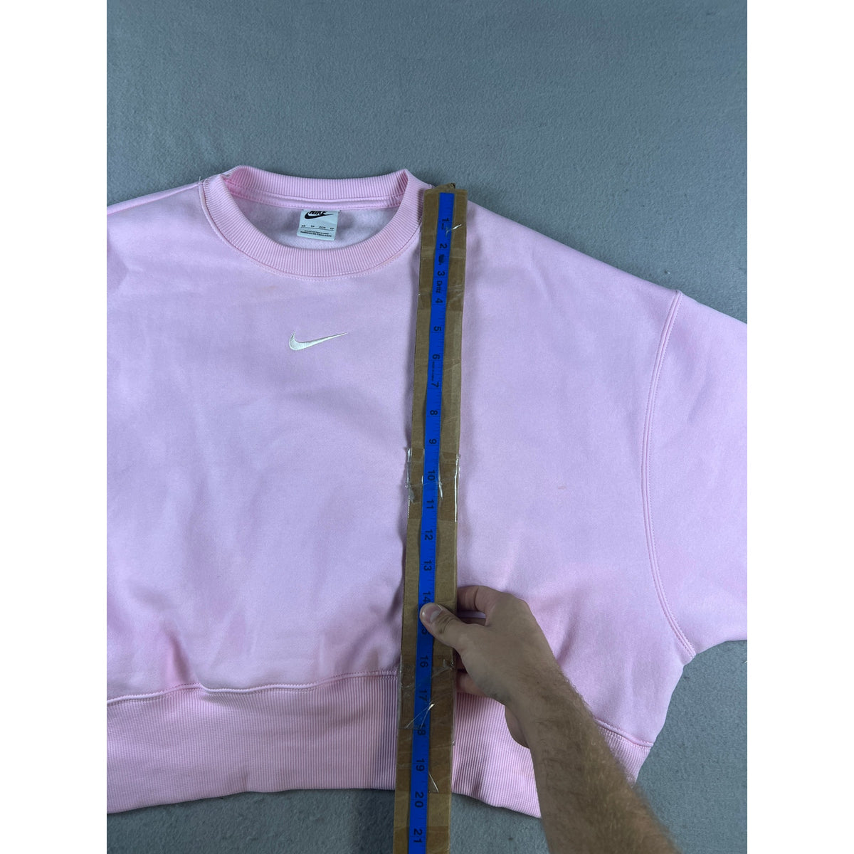 Nike Oversized Cropped Sweatshirt - XS