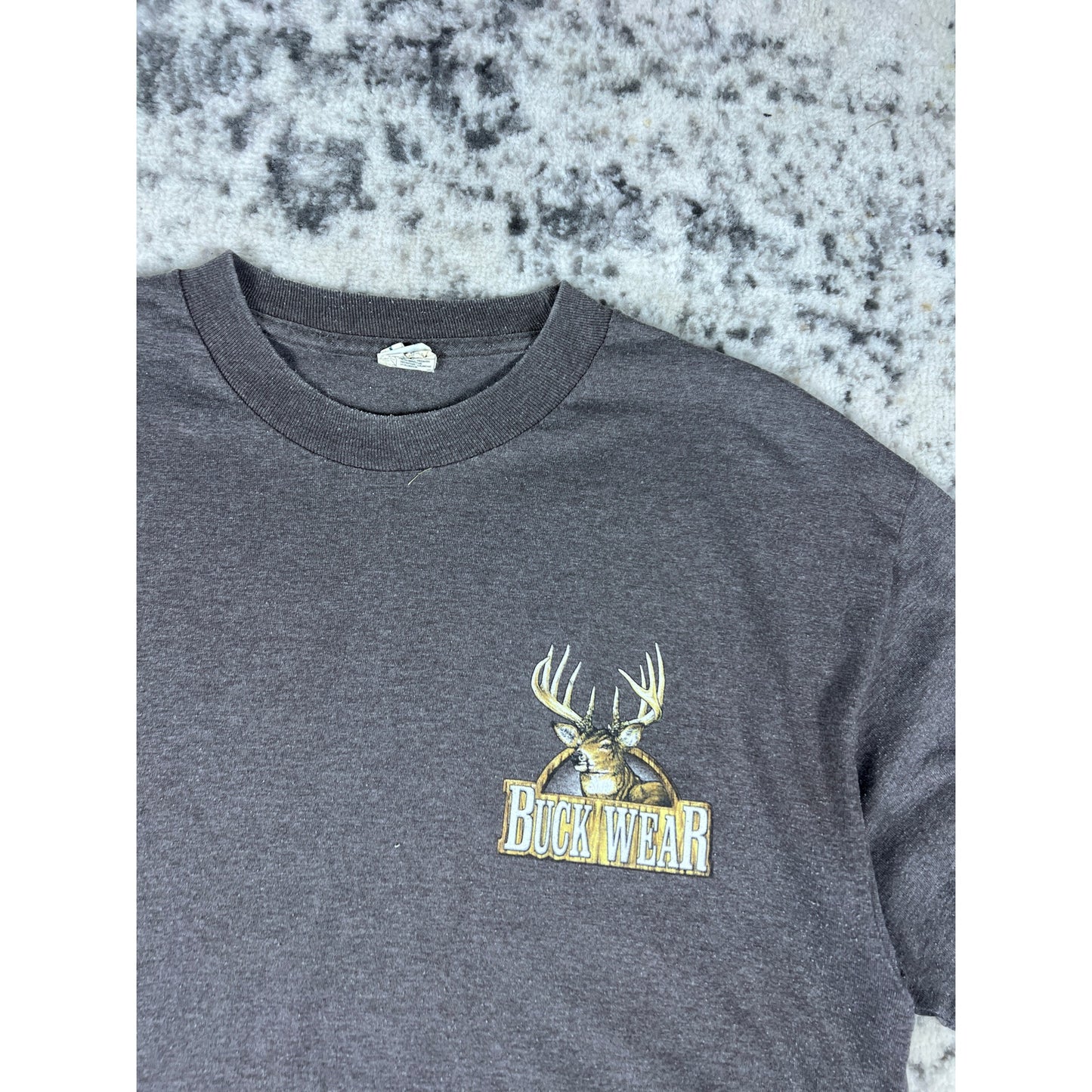 Vintage Shooting Deers Drinking Beers T-Shirt - L