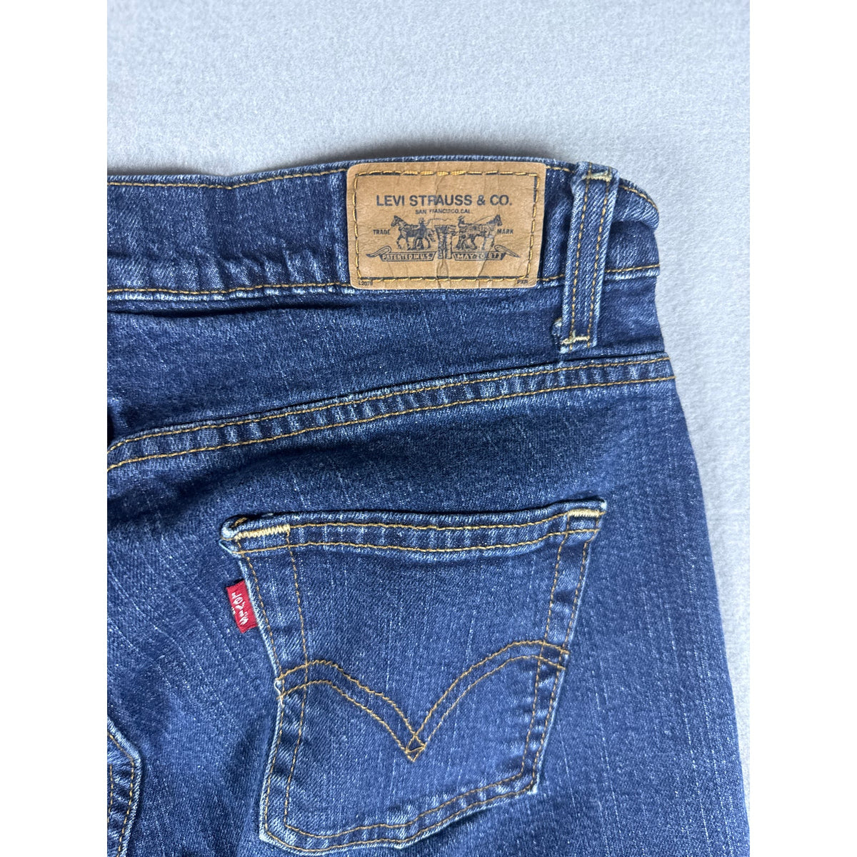 Levi's 529 Curvy Bootcut Jeans - 6