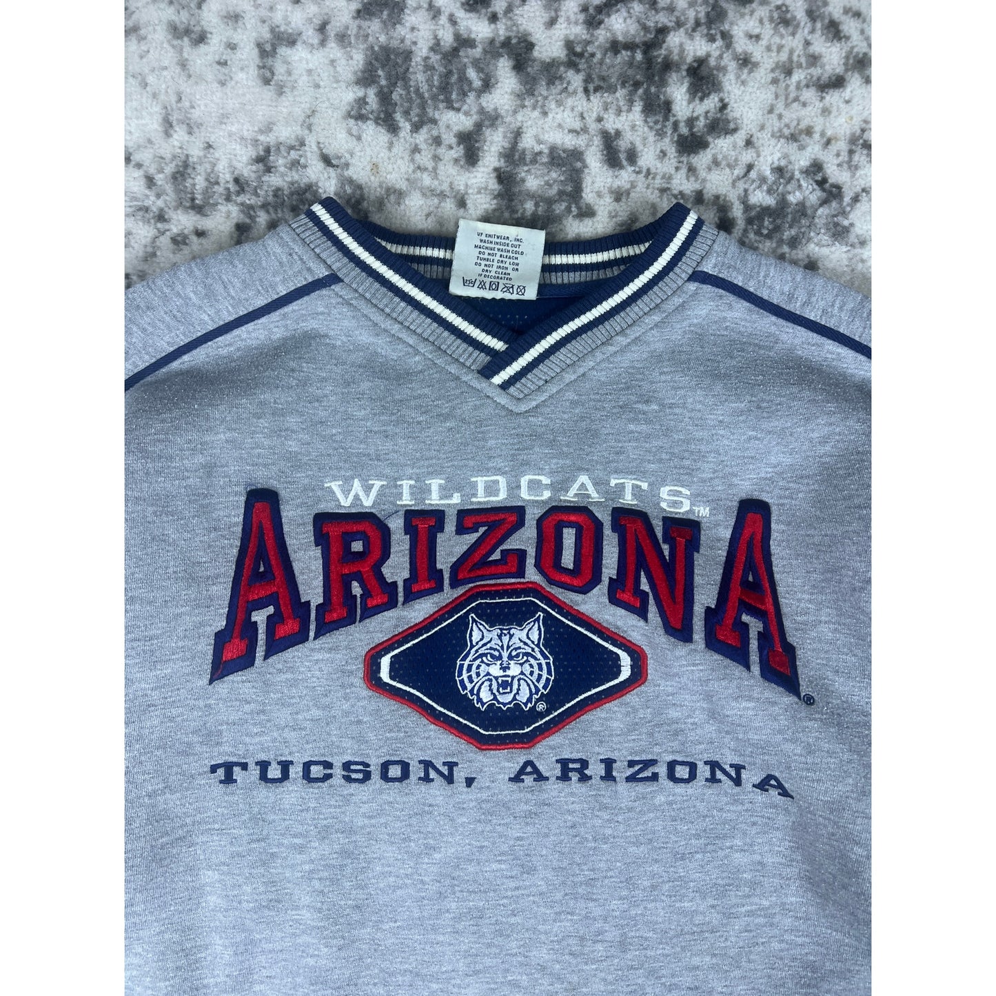 VTG Arizona Wildcats Spellout Crewneck - L