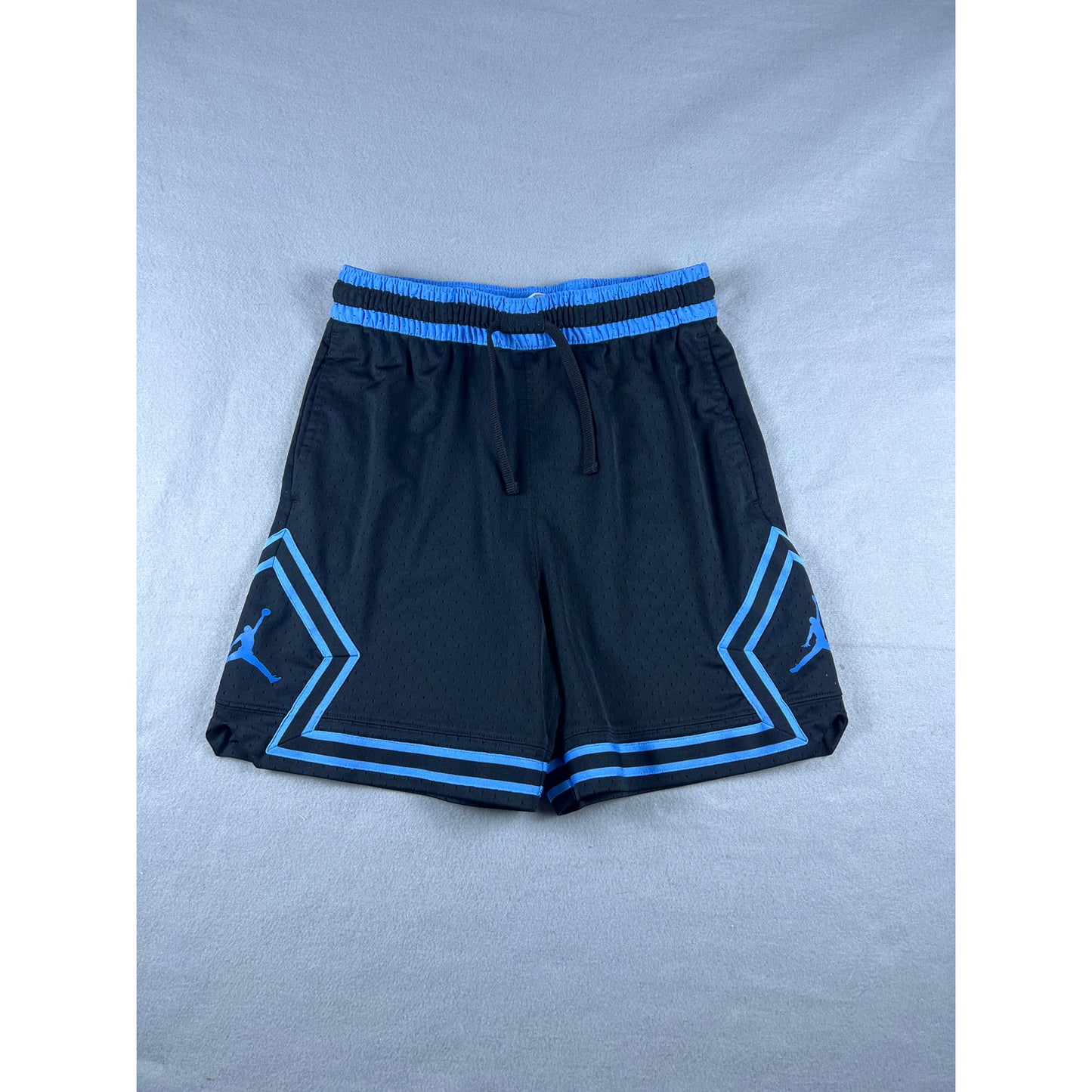Nike Air Jordan Basketball Shorts - M