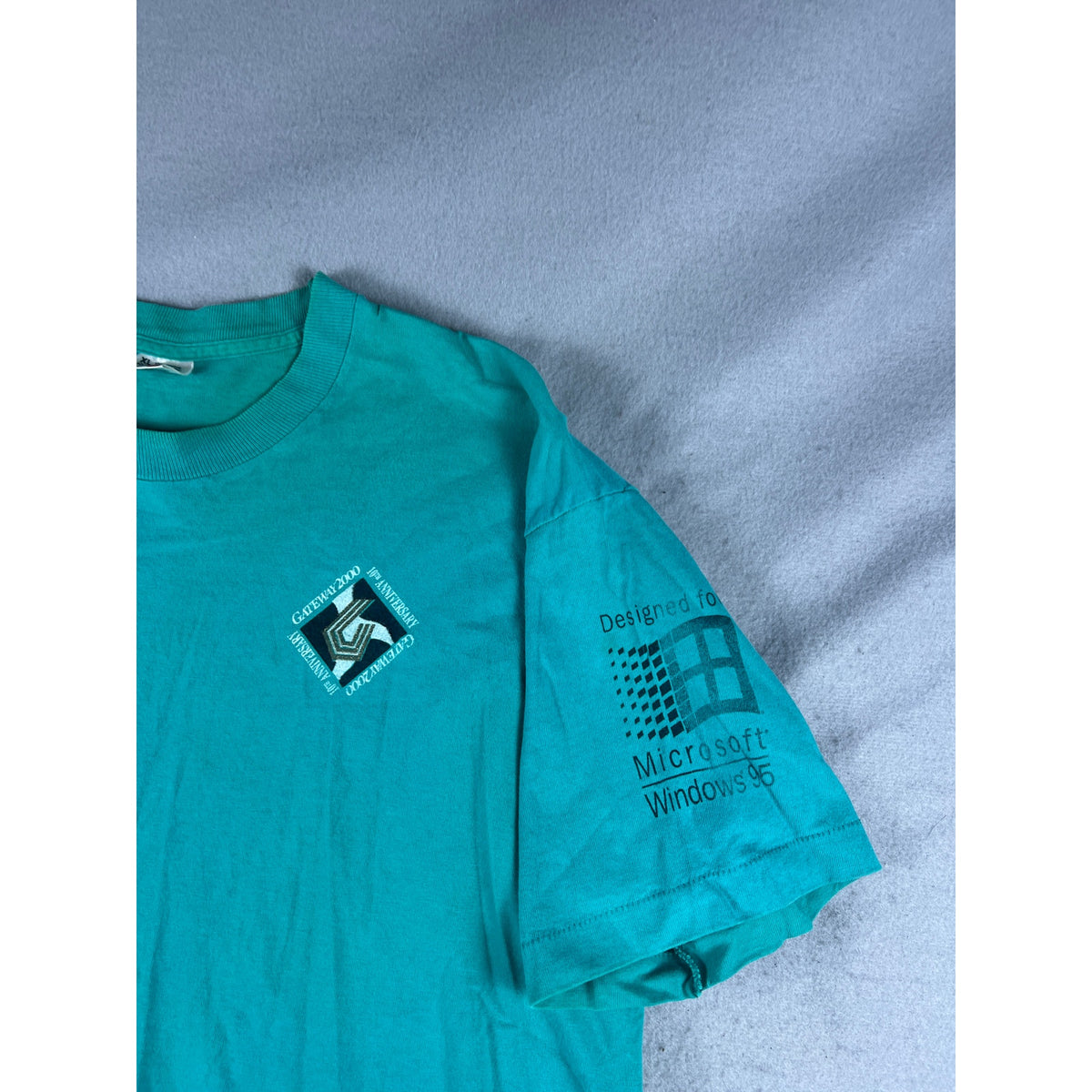 Vintage Gateway to the Future 2000 Windows 95 T-Shirt - XL