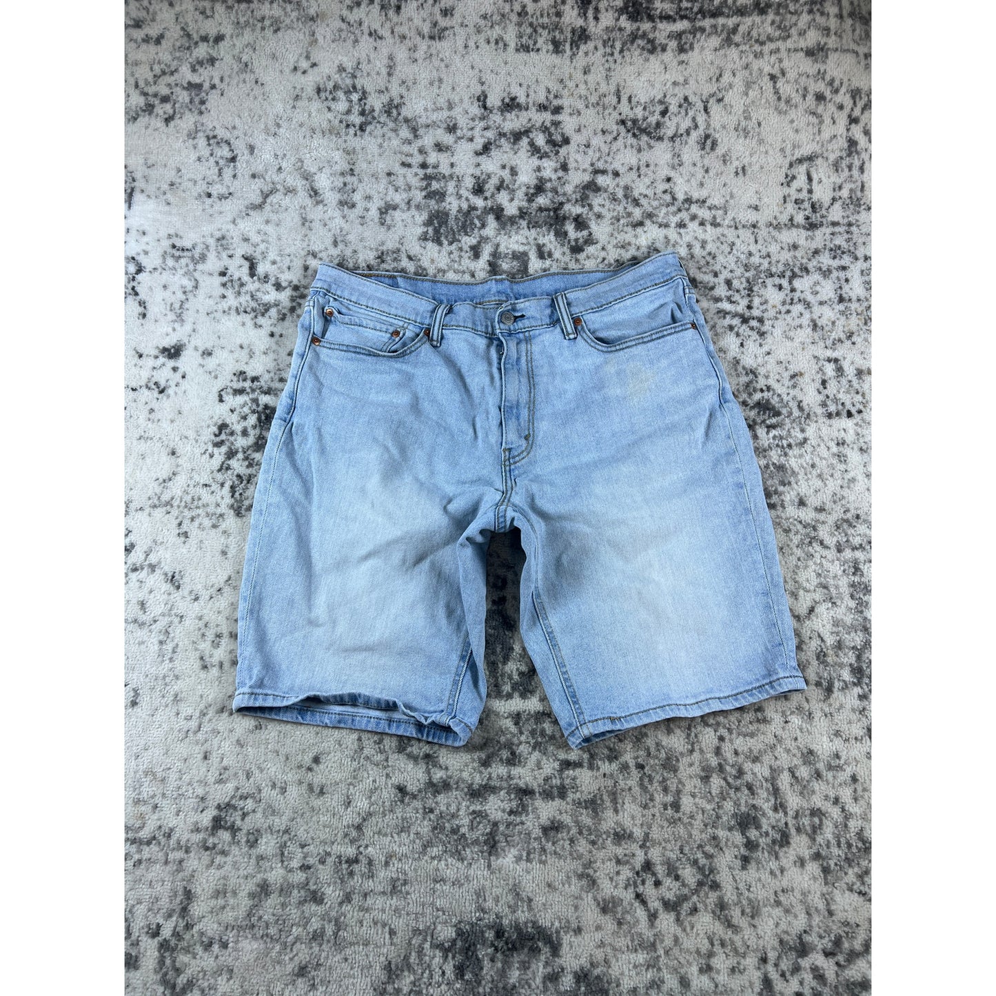 Levi's 541 Shorts Mens - 36