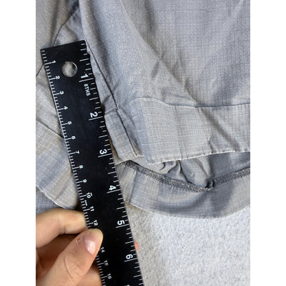 North Face Low Rise Ripstop Shorts - 6