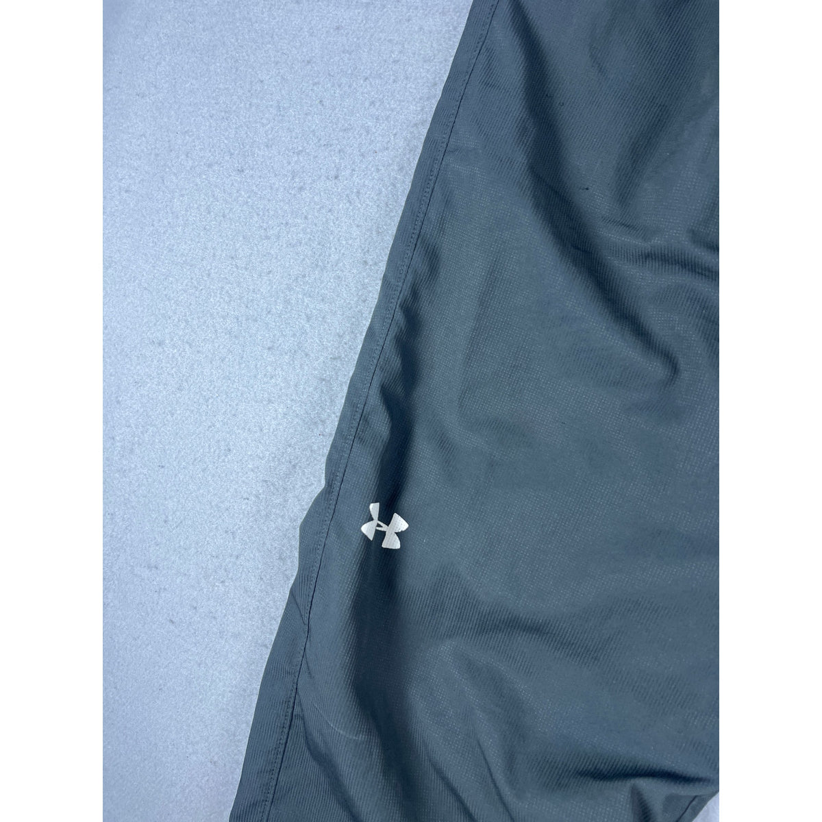 Under Armour Athletic Track Pants - L