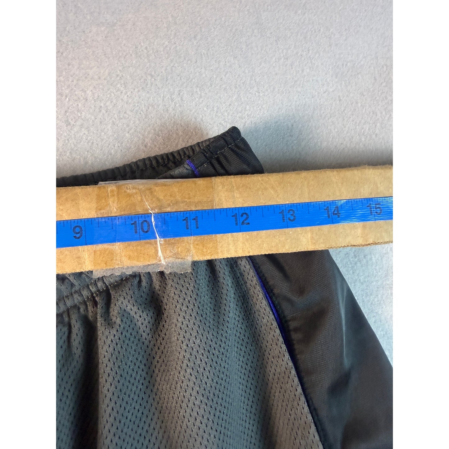 Nike Basketball Shorts Boys - XL