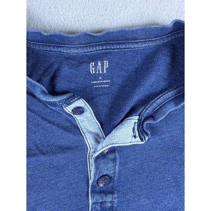 Gap Henley T-Shirt - M