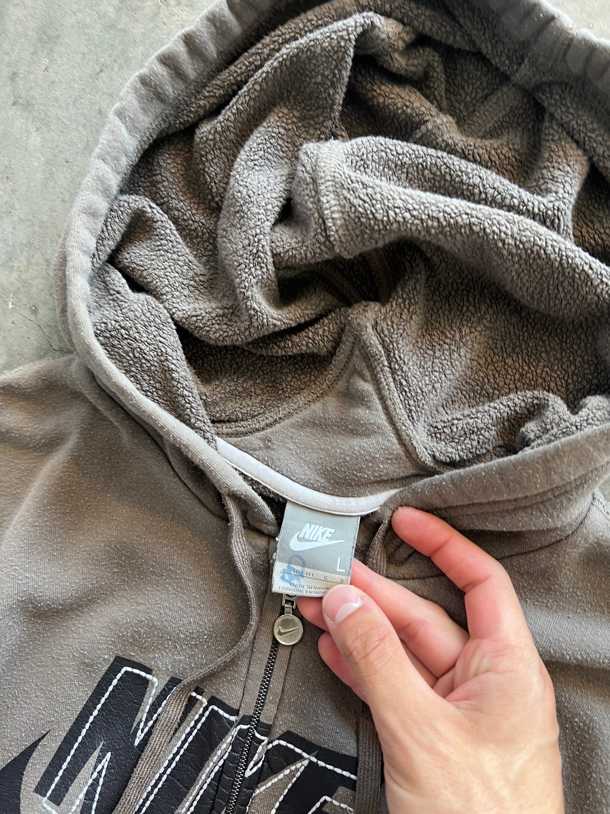 Vintage Dark Brown Nike Spellout Hoodie - L