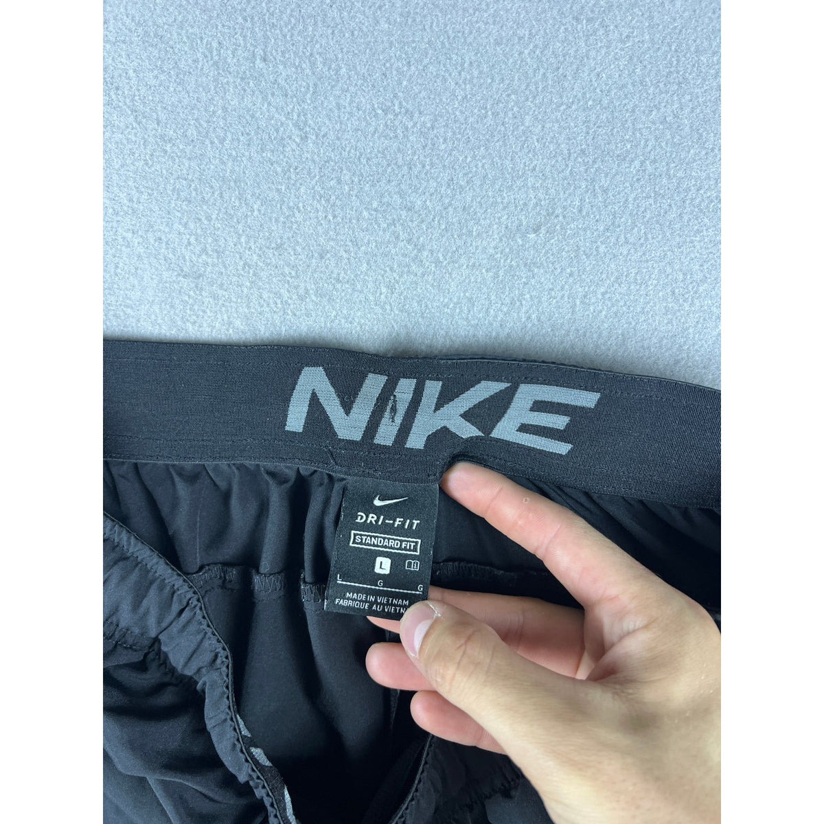Nike Dri-FIT Standard Fit Athletic Shorts - L