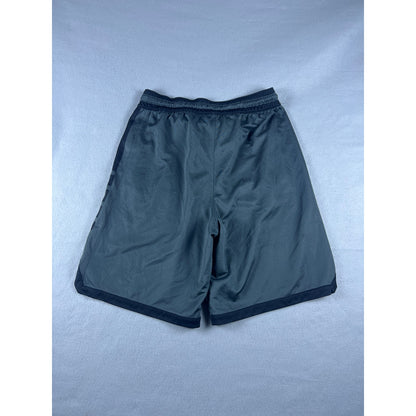 Nike Basketball Shorts - M