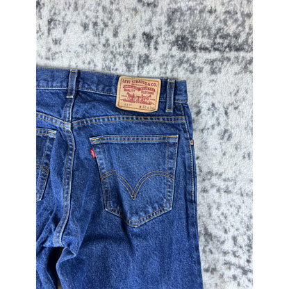 Vintage Levi's 517 Bootcut Jeans - 32