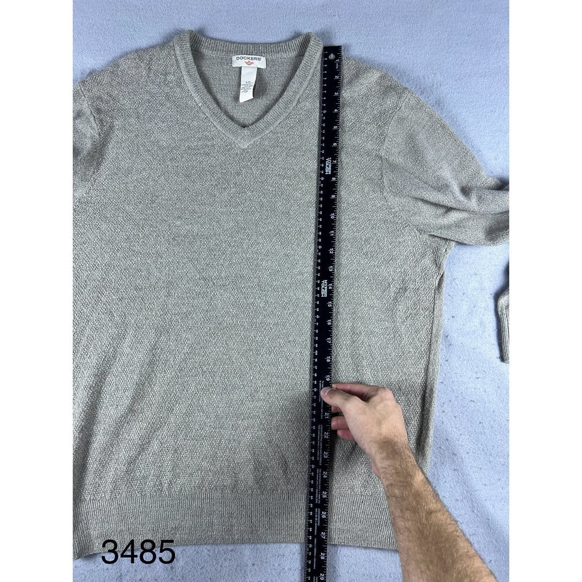 Dockers Sweater - L