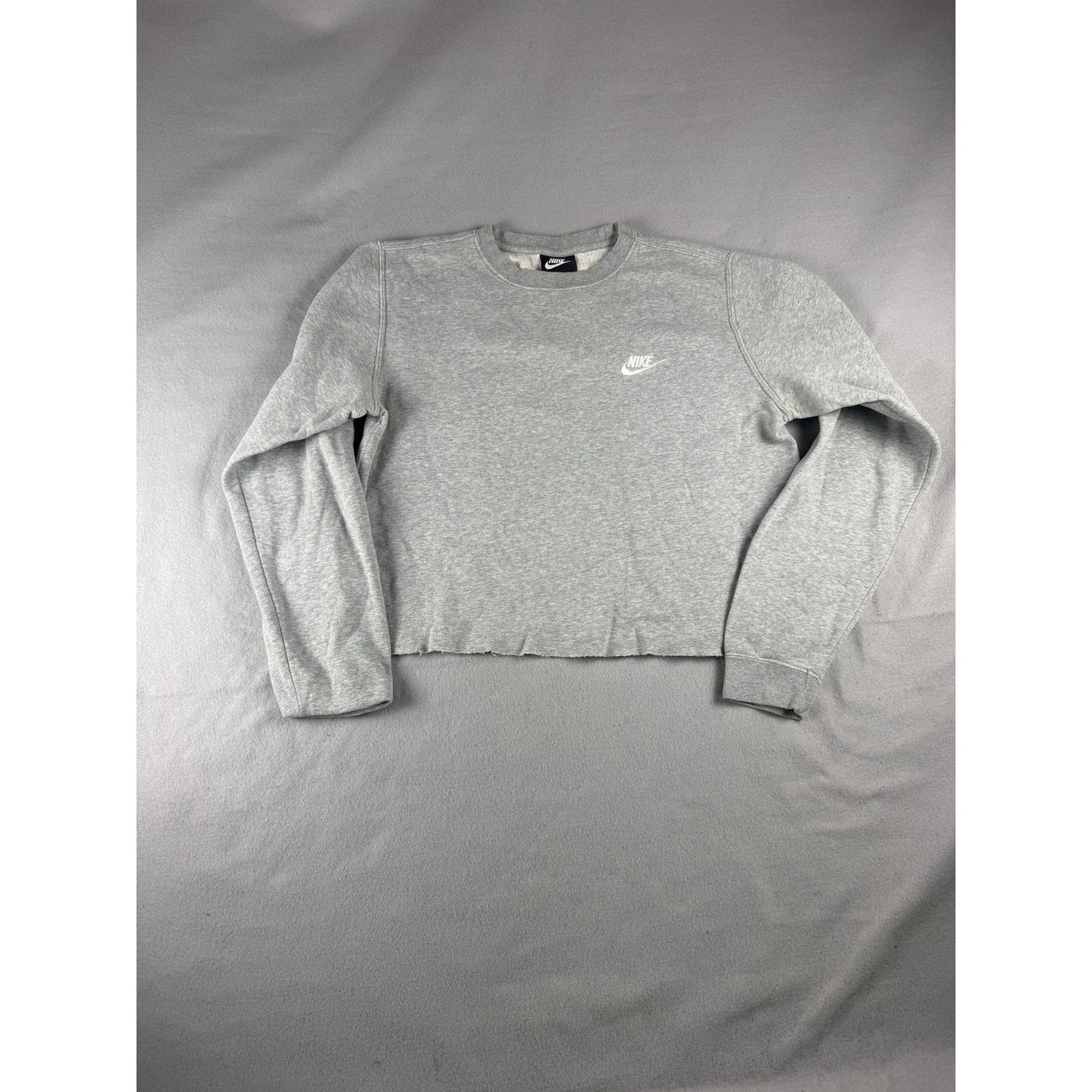 Nike Cropped Sweatshirt - S