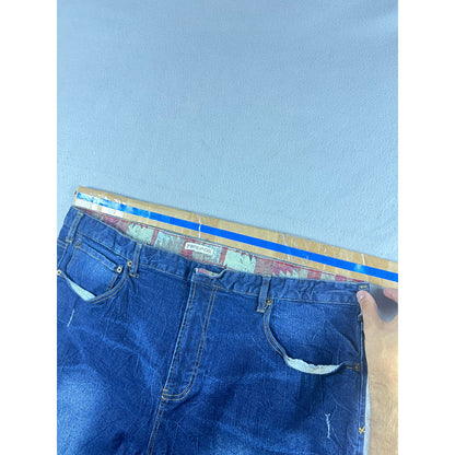 Frye and Co Distressed Denim Jeans - 44x30