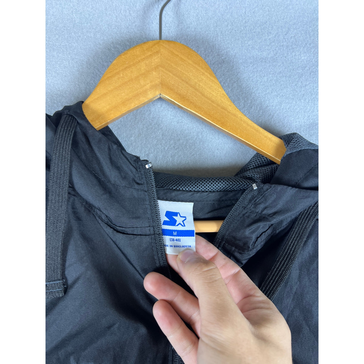 Vintage Starter Windbreaker Jacket - M