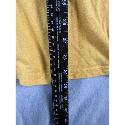 Iowa Hawkeyes T-Shirt - XL