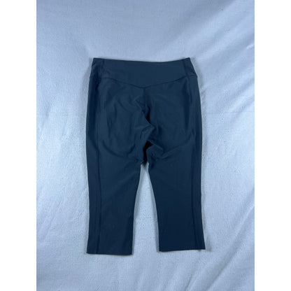 Nike Dri-Fit Capri Leggings - XL