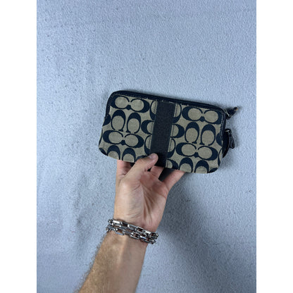 Coach Signature C Wristlet Wallet