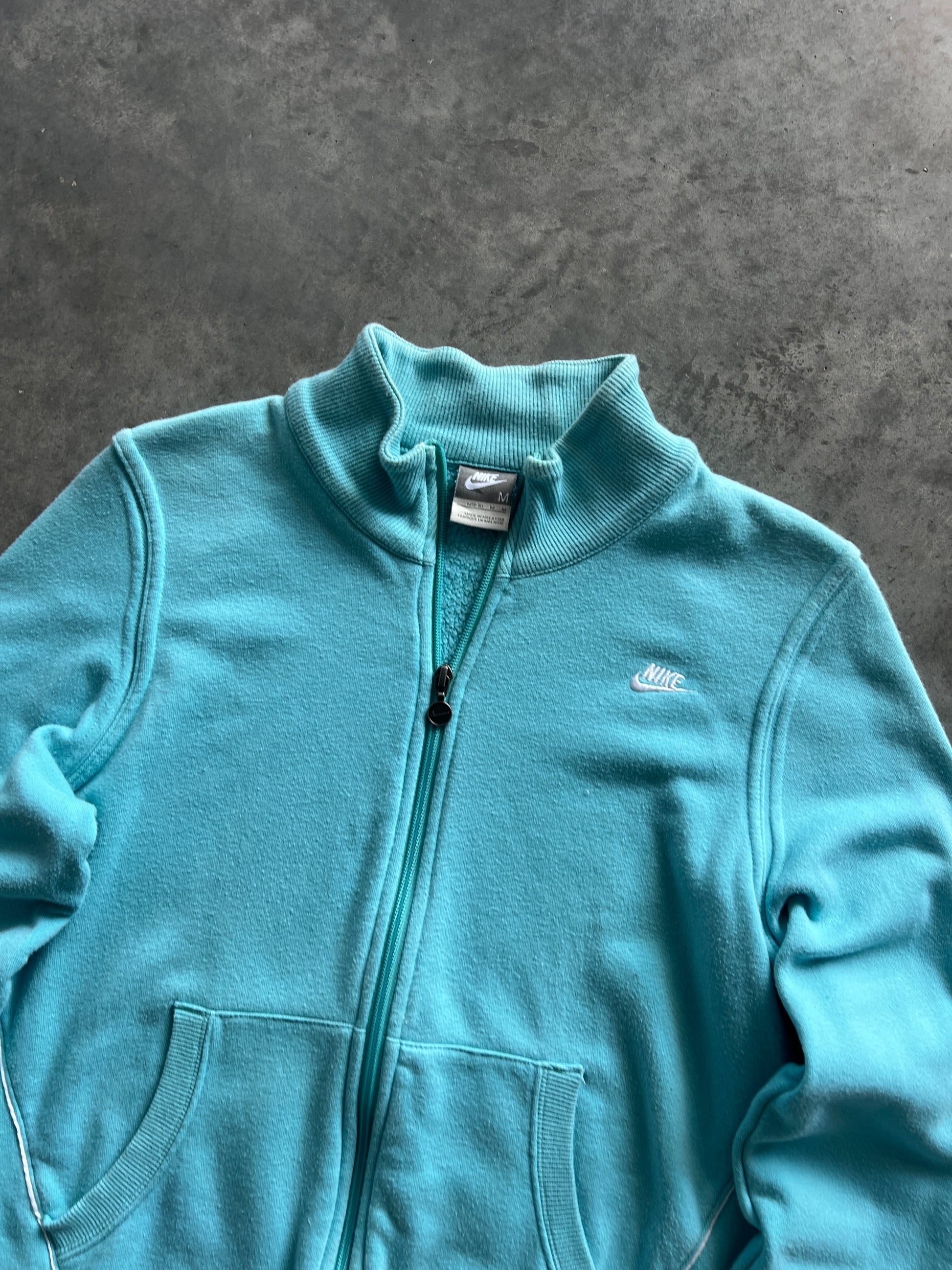 Vintage Baby Blue Nike Sweatshirt - M