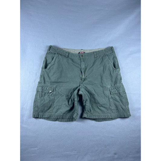 Vintage Woolrich Cargo Shorts - 38