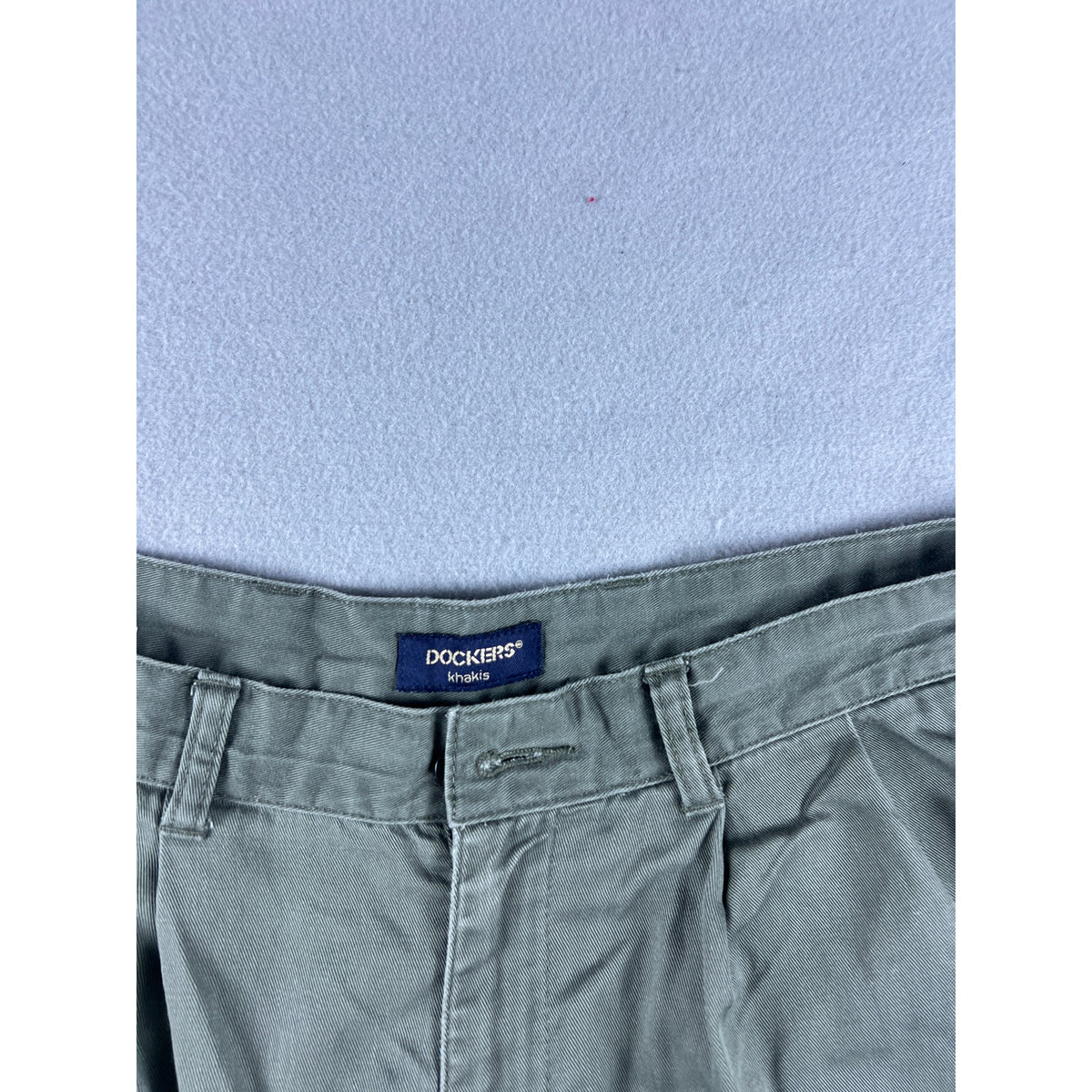 Vintage Dockers Pleated Twill Shorts - 34