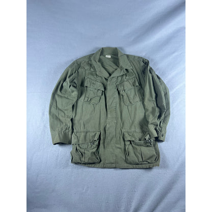 Vintage US Military Combat Jacket Vietnam Era - M