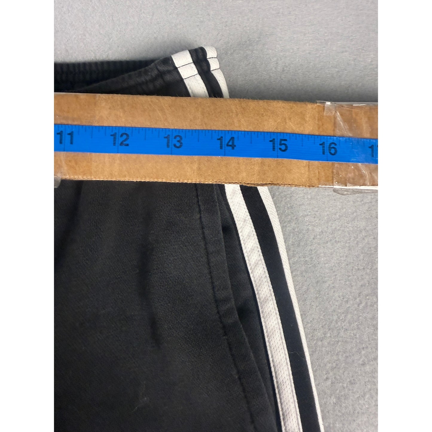 adidas Sweatpants - M