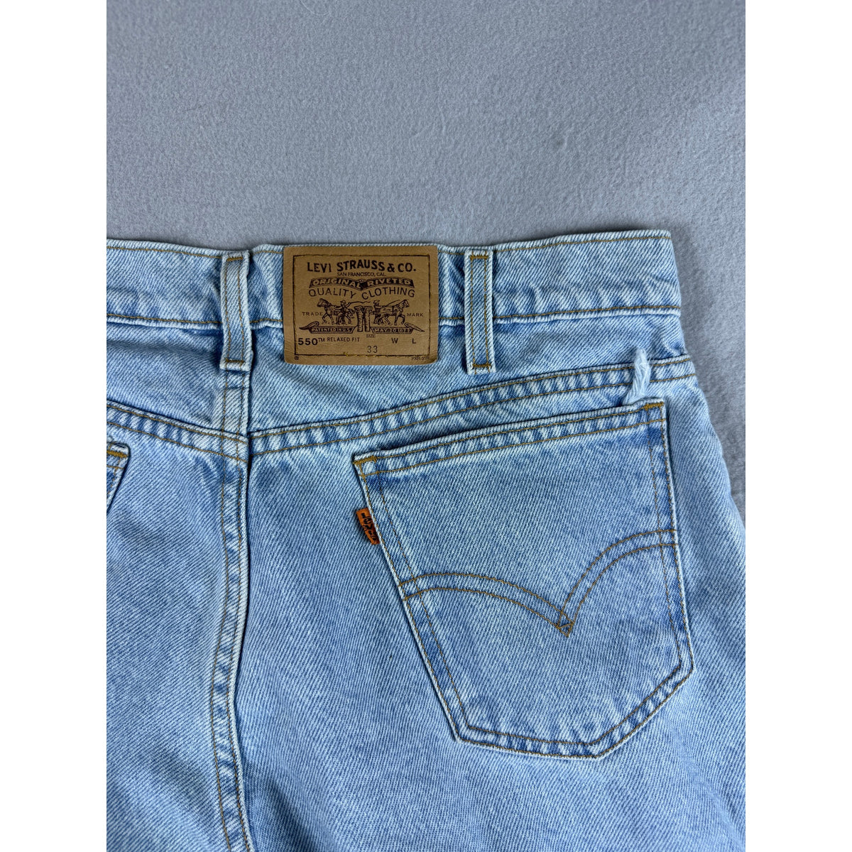 Levi's 550 Relaxed Fit Denim Shorts - 33