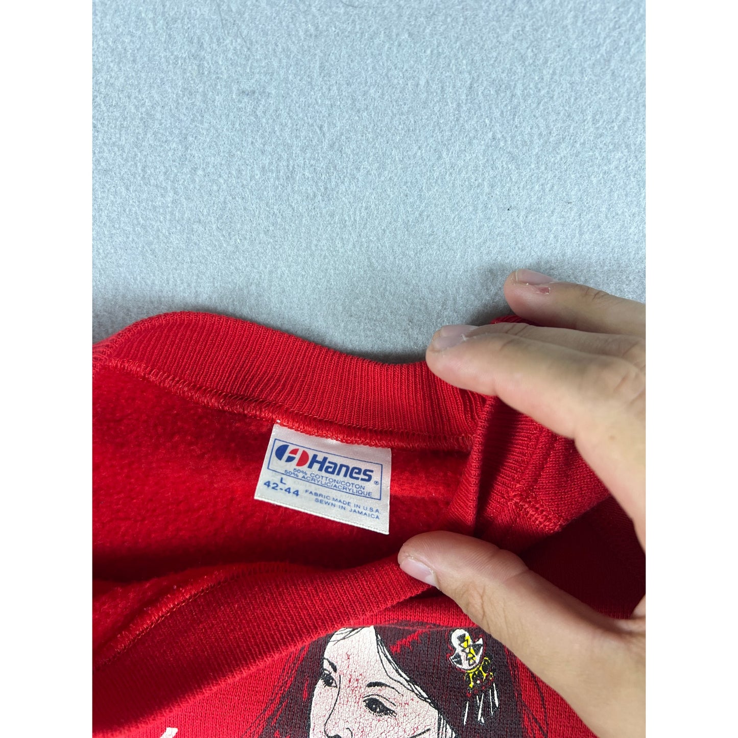 Vintage Princess Minnewaska Sweatshirt - L