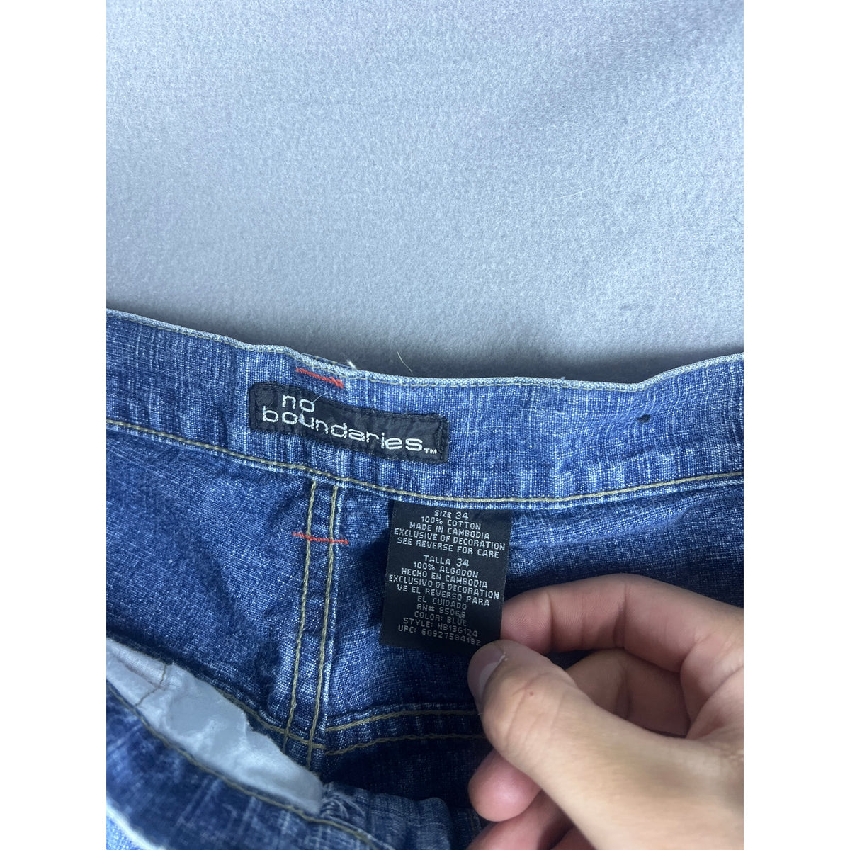 Vintage Y2K No Boundaries Denim Cargo Shorts - 34