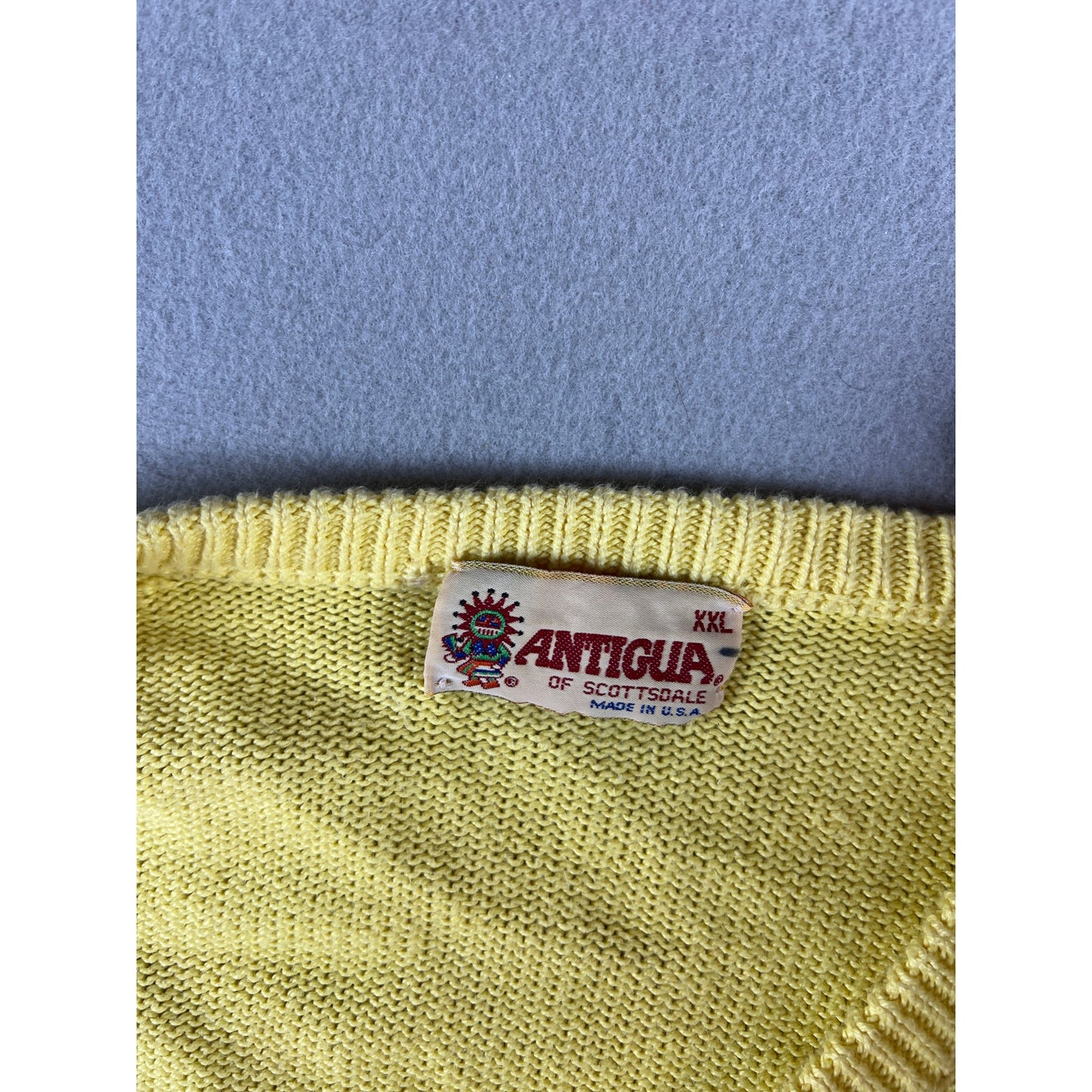 Vintage Iowa Hawkeyes Sweater - XXL