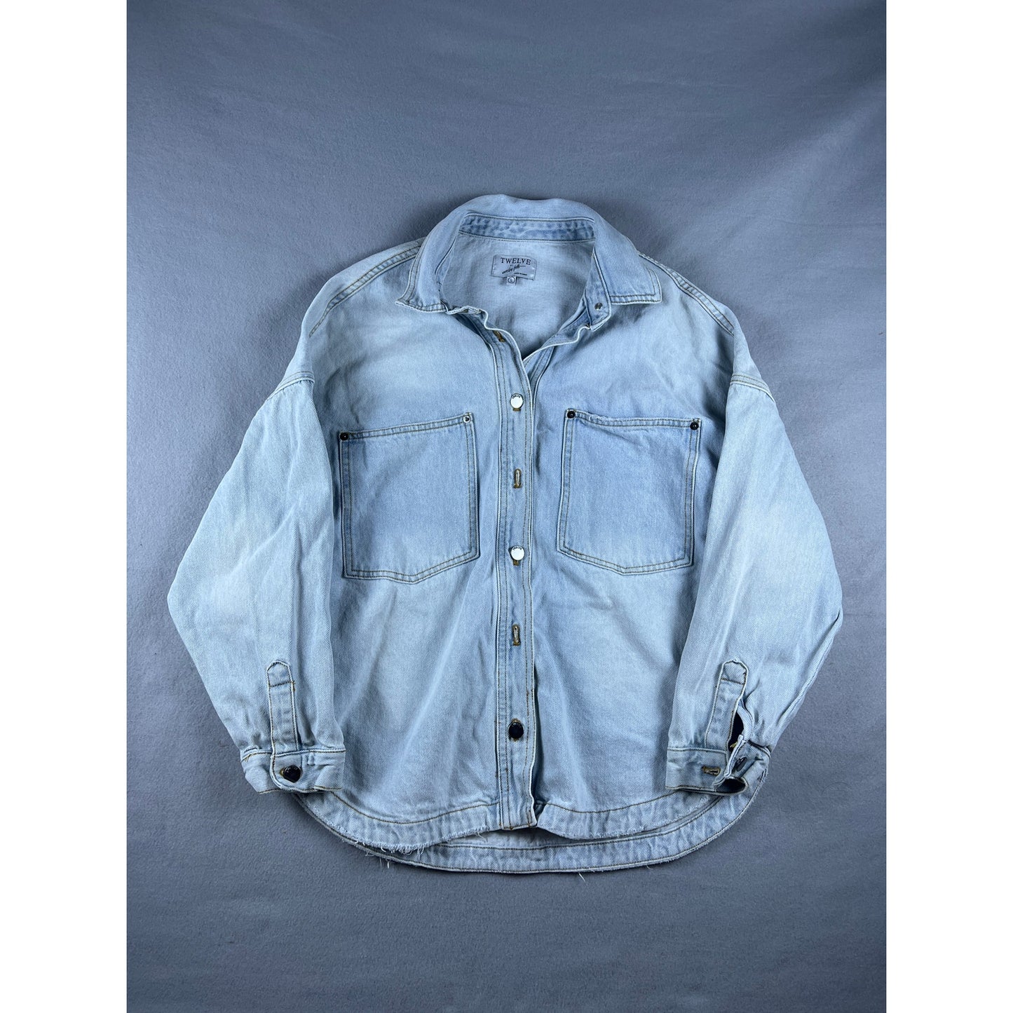 Twelve by Ontwelfth Denim Jacket Womens - L