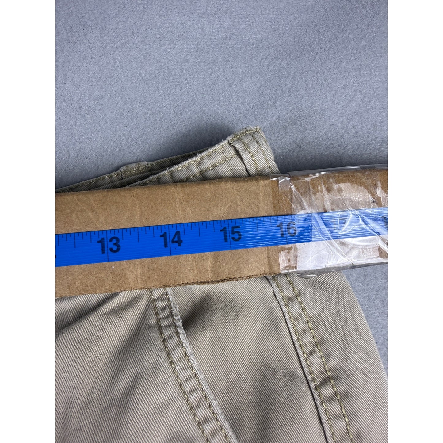 IZOD Cargo Shorts Mens - 34