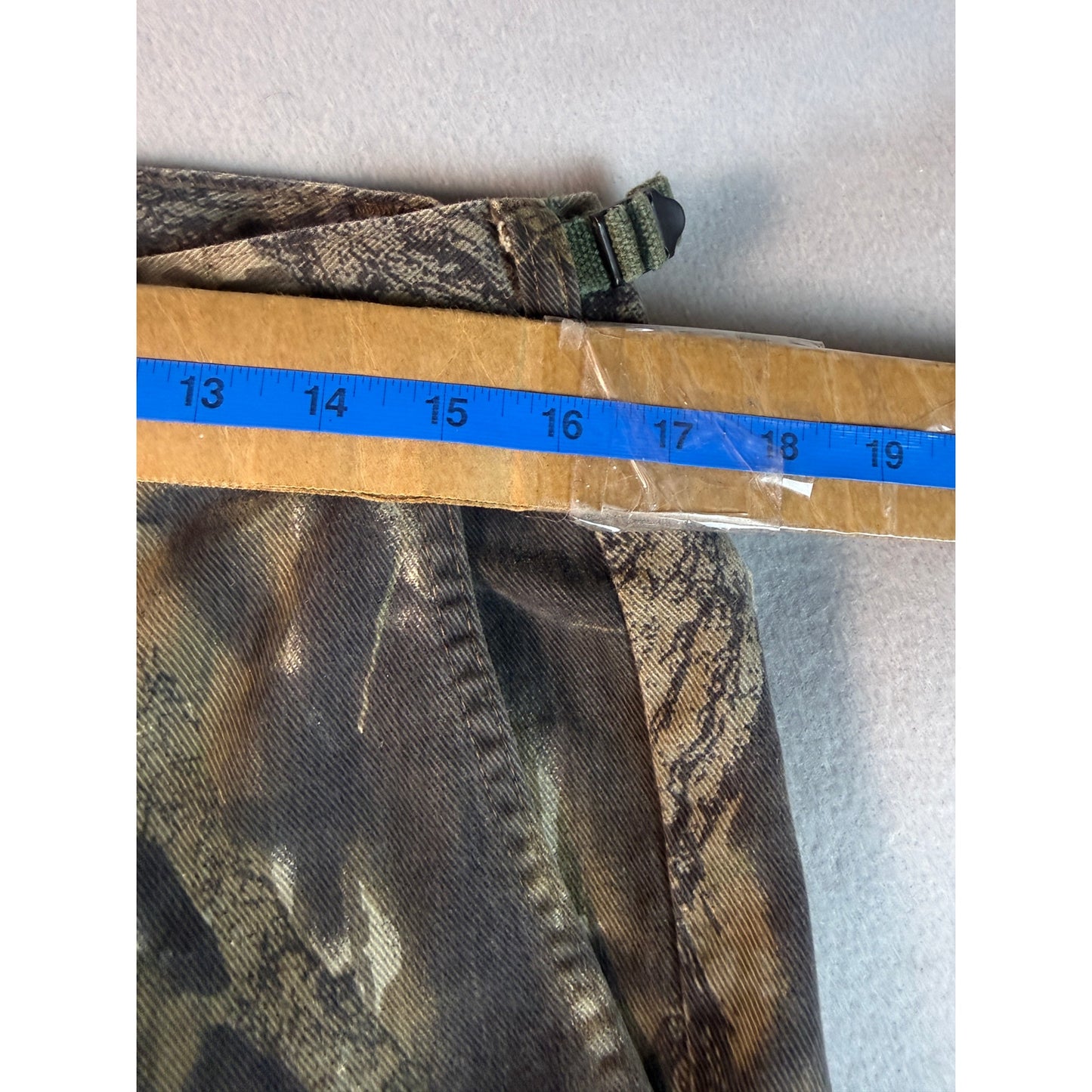 Vintage Mossy Oak Camo Hunting Pants - M