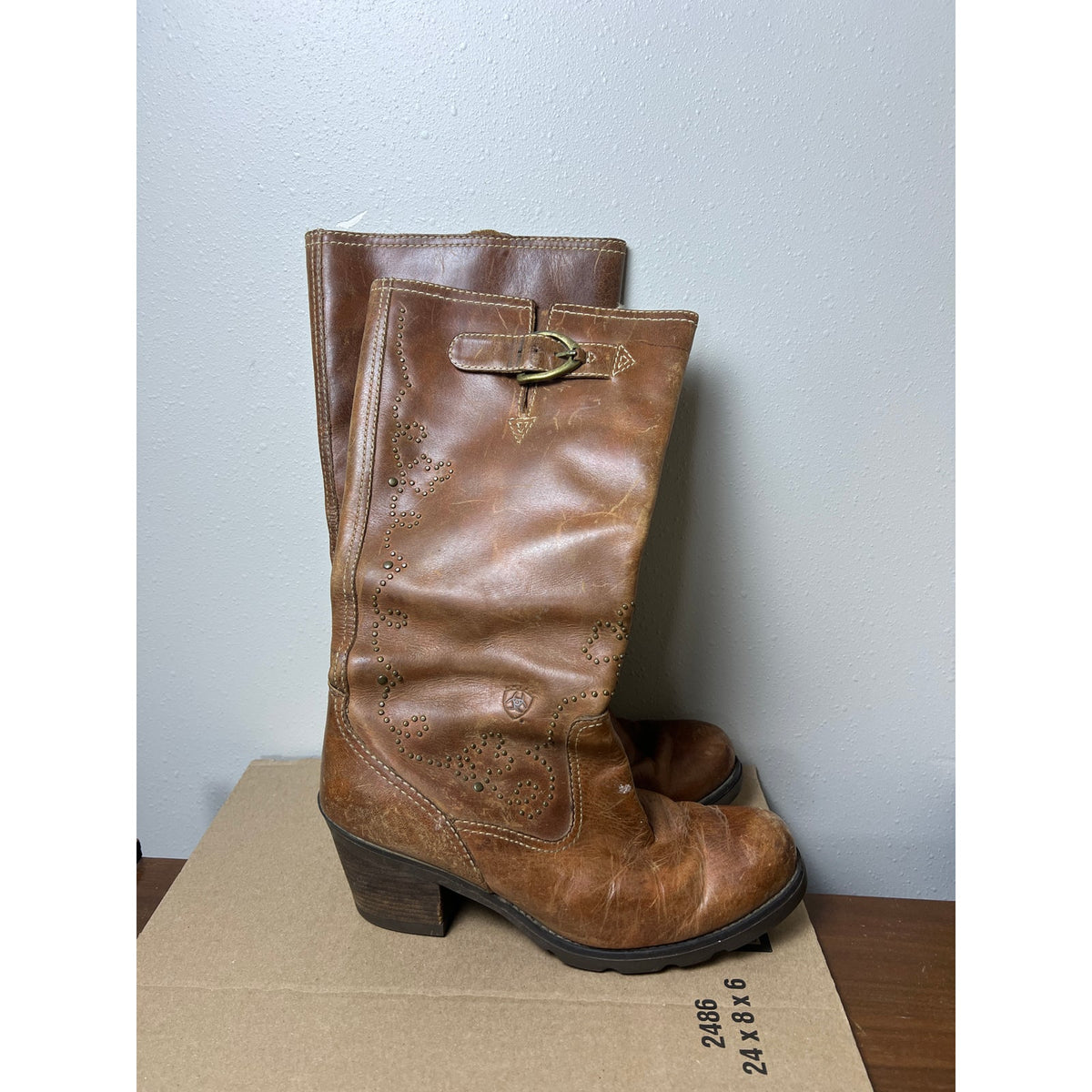 Ariat Studded Western Boots Womens - 9B
