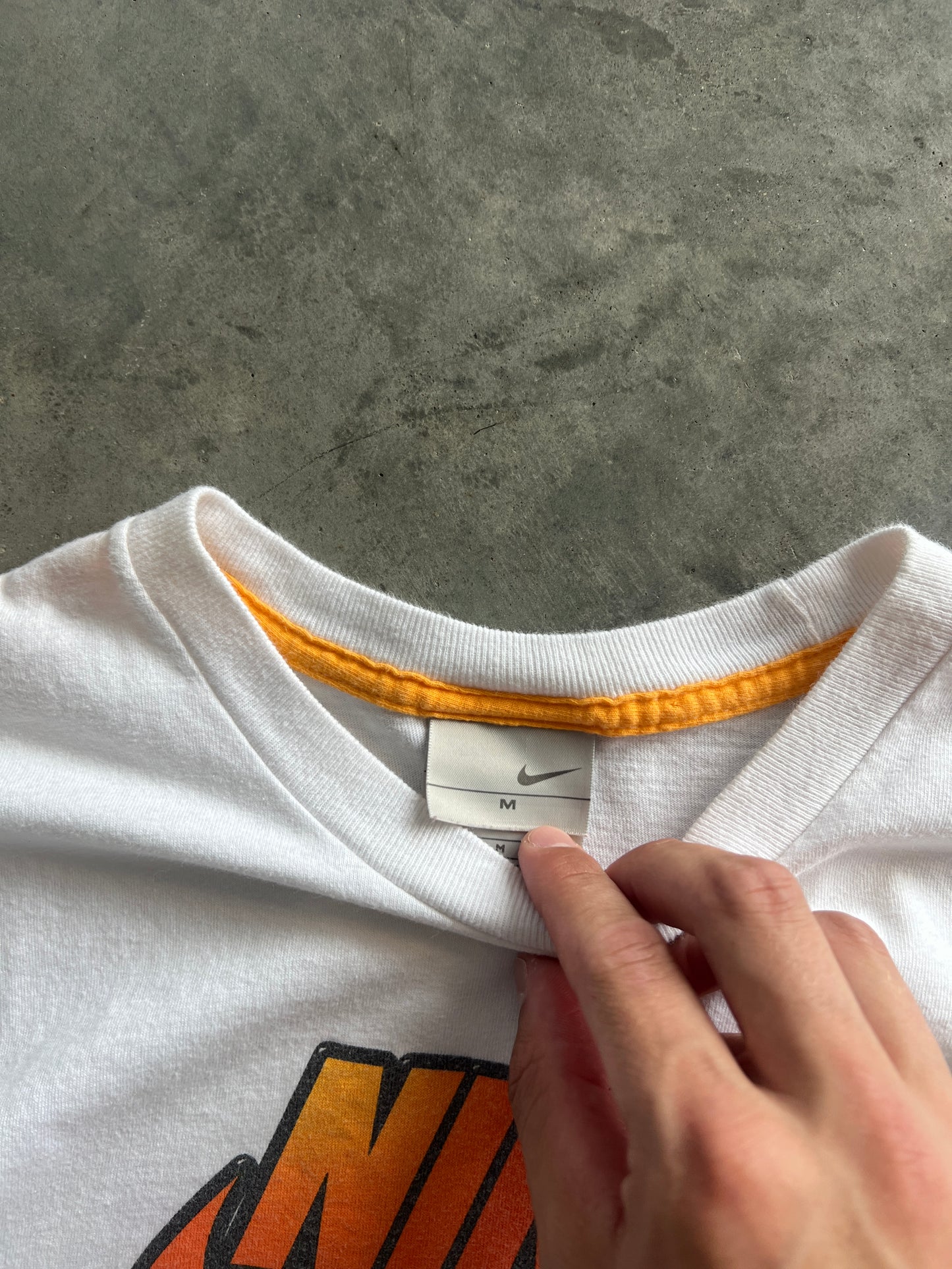 Vintage White Nike Spellout Shirt - M