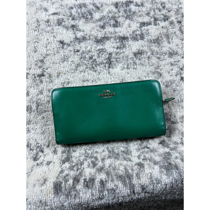 COACH New York Womans Emerald Green Skinny Refined Calf Leather Wallet