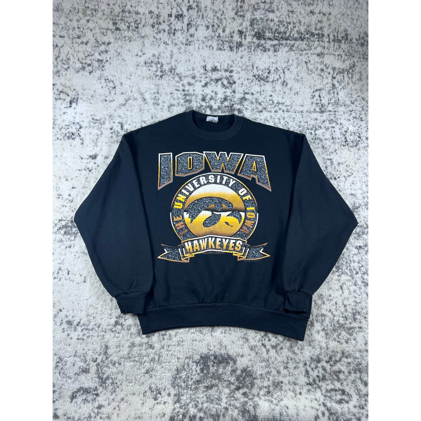 Vintage Black Iowa Hawkeyes Graphic Crew - XL