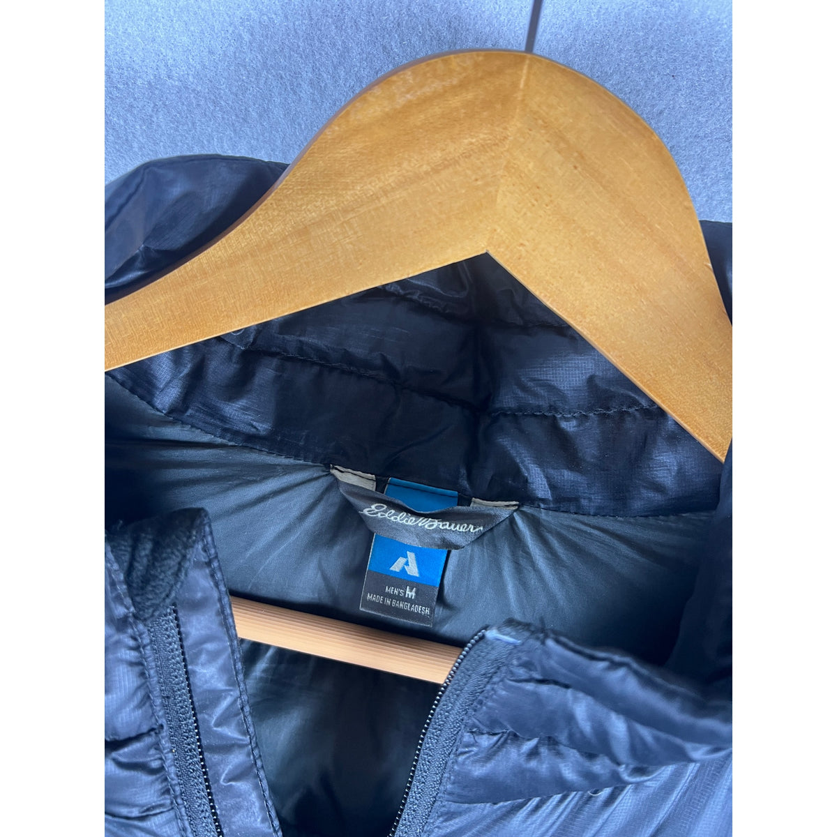 Eddie Bauer First Ascent StormDown 800 Puffer Jacket - M