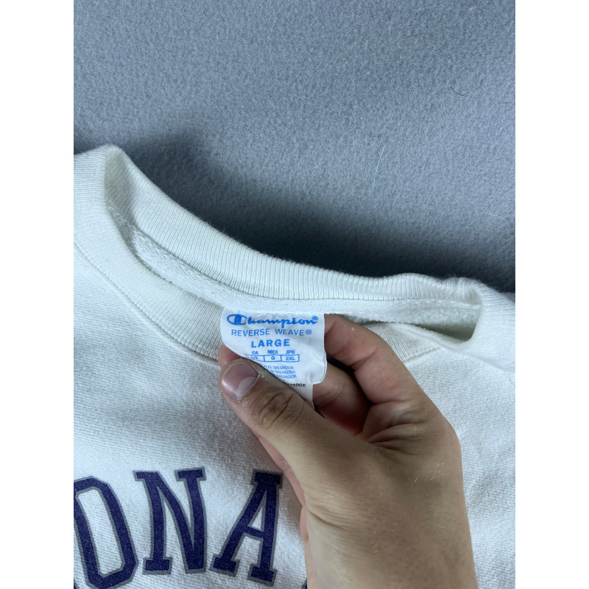 Champion Reverse Weave Winona State Warriors Sweatshirt - L