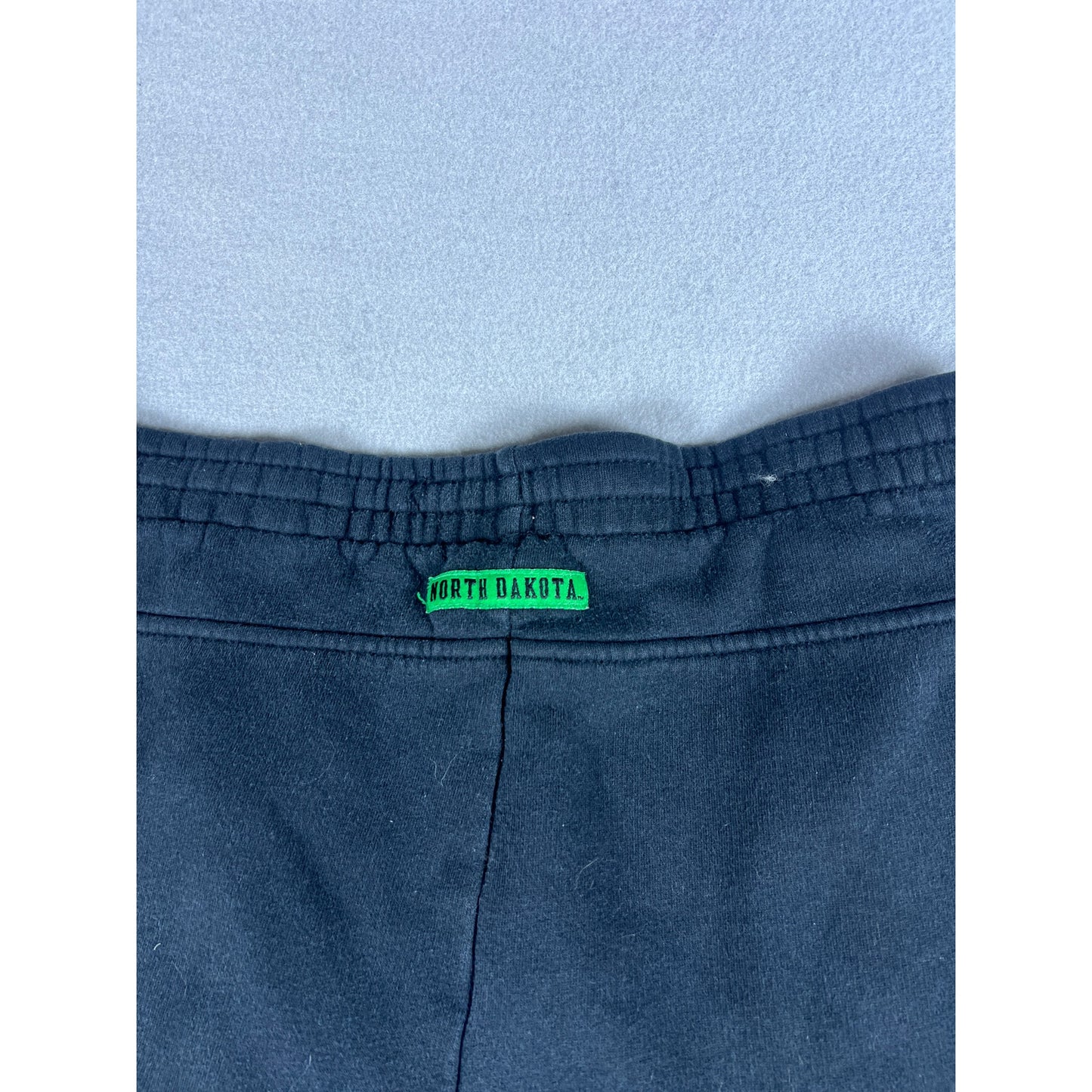 North Dakota Fighting Sioux Sweatpants - M