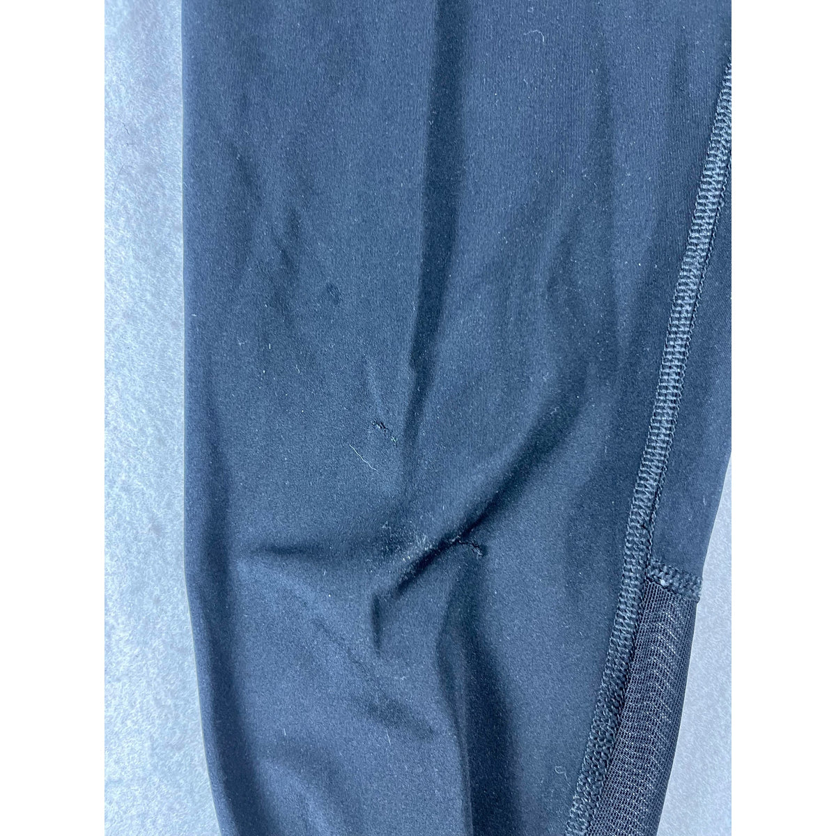 Nike Mid-Rise Mesh-Panelled Leggings Womens - M
