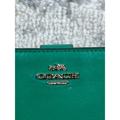 COACH New York Womans Emerald Green Skinny Refined Calf Leather Wallet