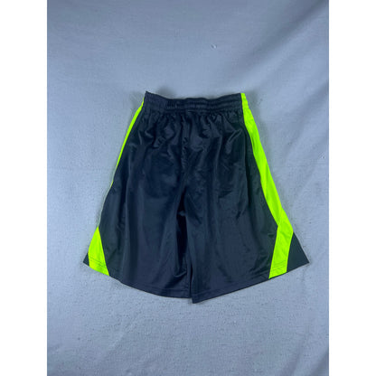 Nike Basketball Shorts - XL