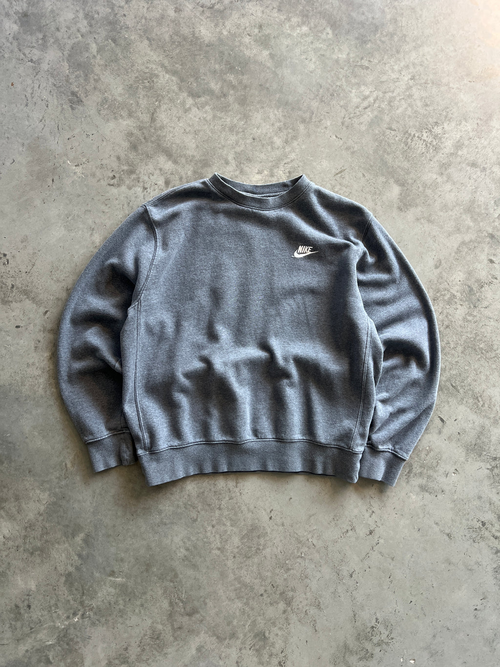 Vintage Faded Grey Nike Spellout Crew - M