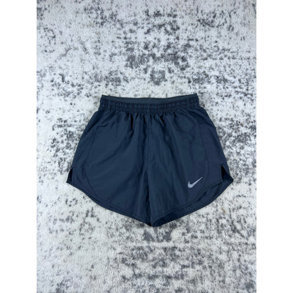 2000's Black Nike Swoosh Shorts - M