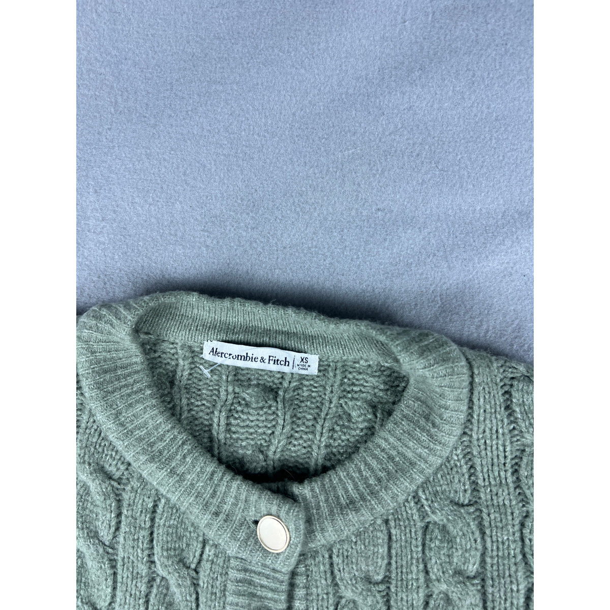 Abercrombie & Fitch Cable Knit Cardigan Womens - XS