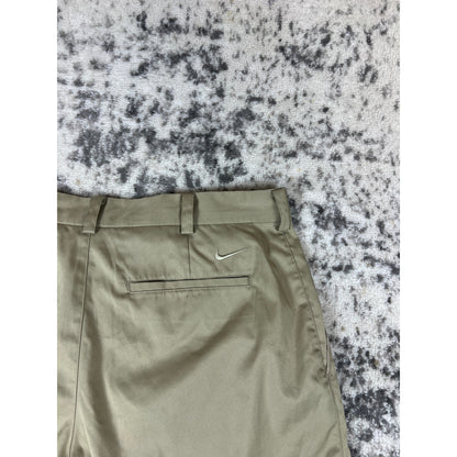 2000's Khaki Tan Nike Golf Shorts - 32