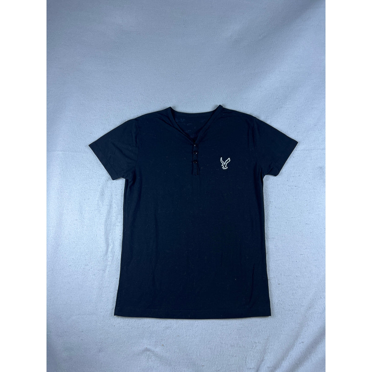 American Eagle Henley Shirt - M