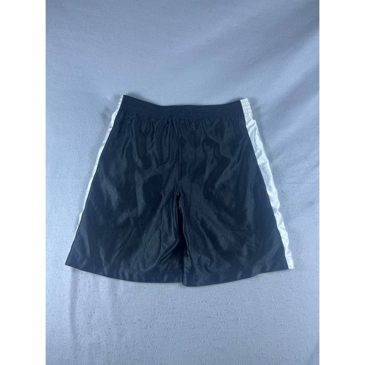 Vintage Y2K Nike Basketball Shorts - M